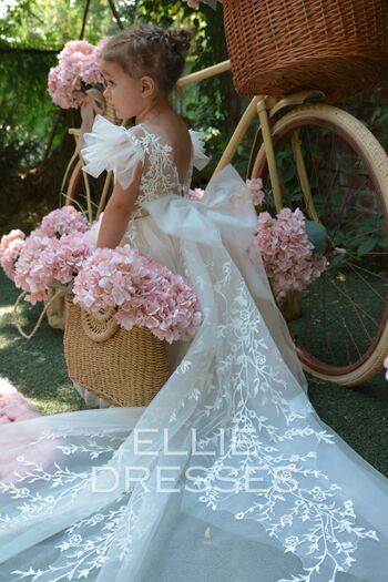 Flowergirl