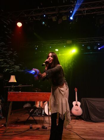 Gabriela bee