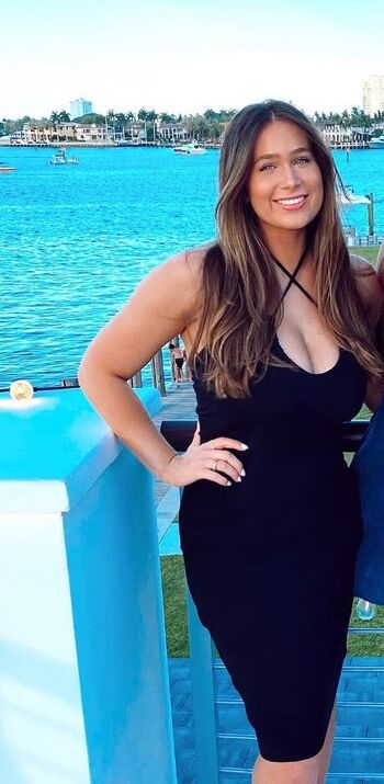 Gina Lewis