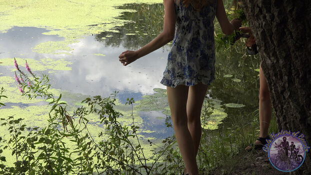 Girls Hunters Beauty