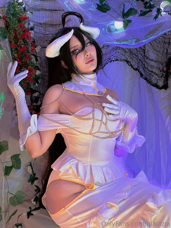gladizia13