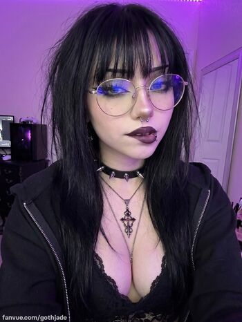 Full leaked Gothjadee private onlyfans photo