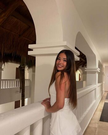 Full leaked Gracesuu private onlyfans photo