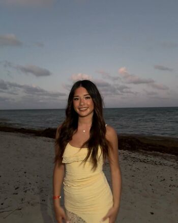 Full leaked Gracesuu private onlyfans photo