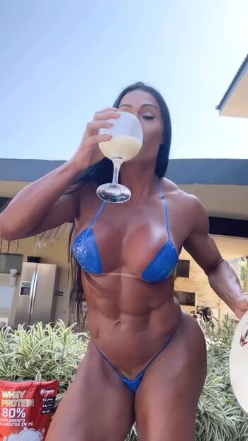 Gracyanne Barbosa