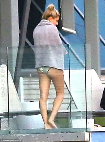 Full leaked Hailey bieber private onlyfans photo