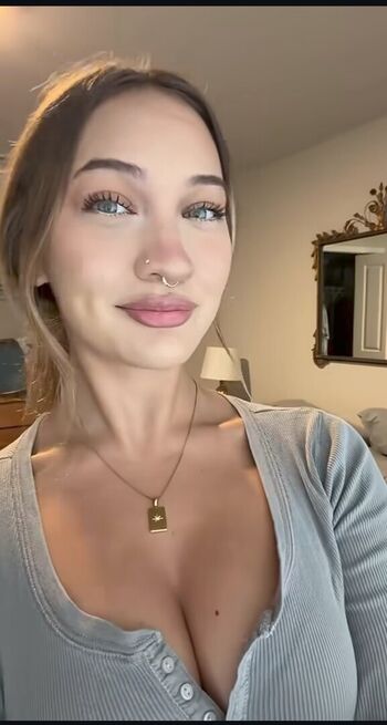 Halia Beamer