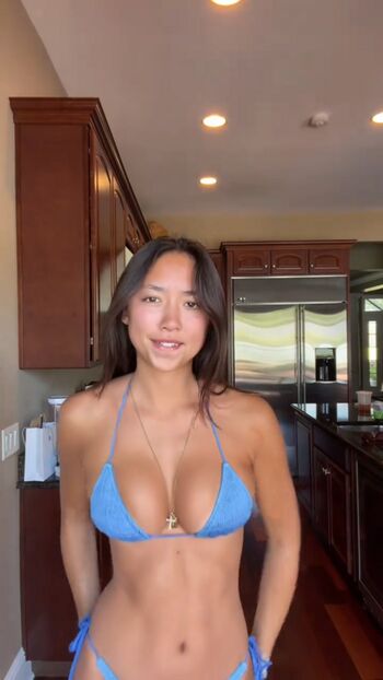 Hannah Lee