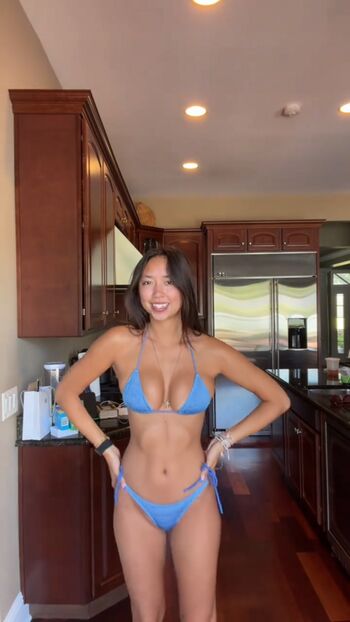 Hannah Lee