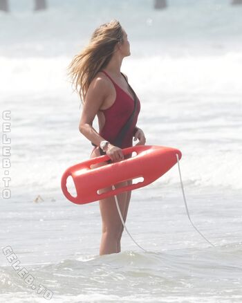 Hassie Harrison