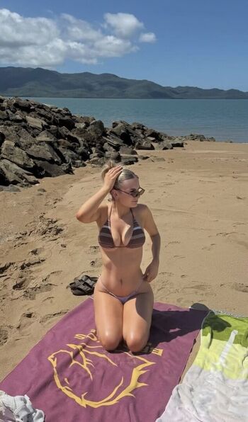 Full leaked Hayley camp private onlyfans photo