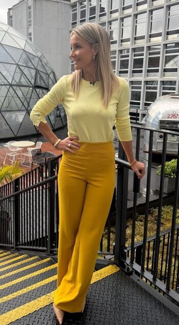 Helen Skelton