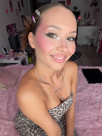 Full leaked Hellokate private onlyfans photo