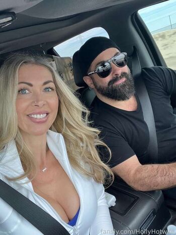 Holly Hotwife
