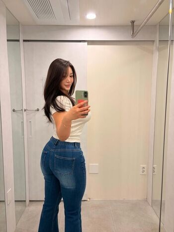 hyunji_queen