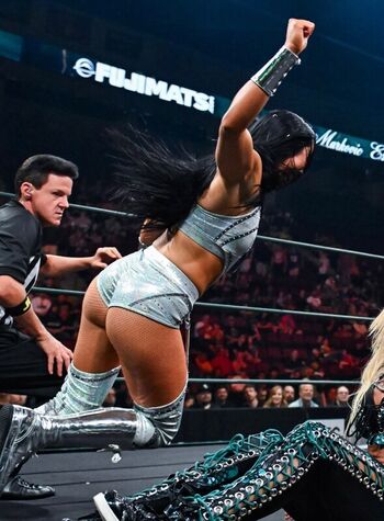 Indi Hartwell
