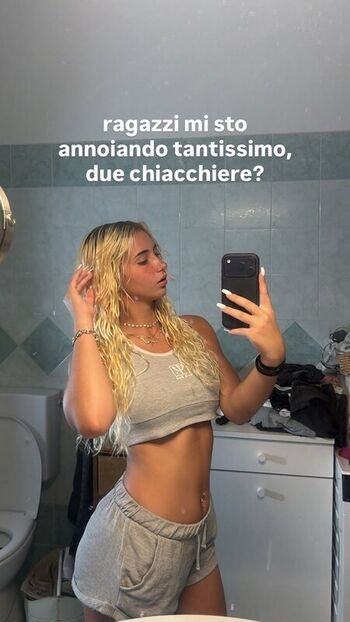 Full leaked Iris vallaranii page private onlyfans photo