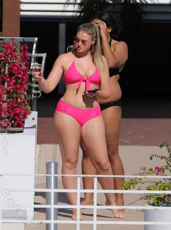 Iskra Lawrence