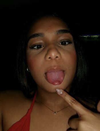 Itsannasantos Camilleea__