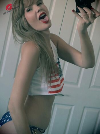 Itsjustblondie -Itsjustashley13