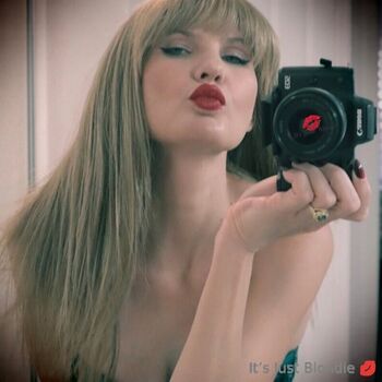 ItsJustblondie