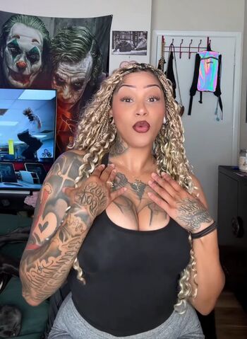 Full leaked Itstaytaybaybee private onlyfans photo