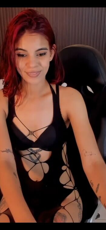 ivy_rosse7