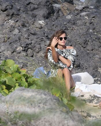 Izabel Goulart