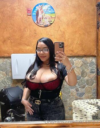 Full leaked Jaki senpai private onlyfans photo