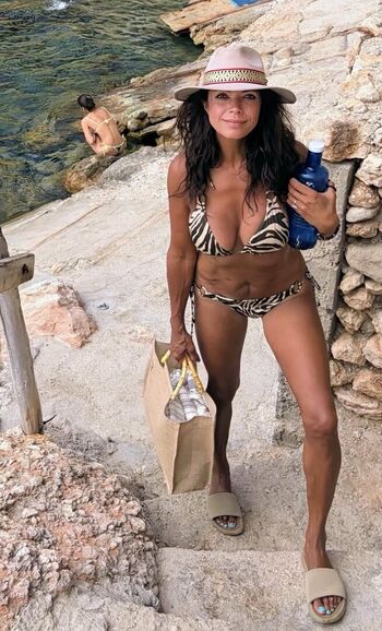 Jenny Powell