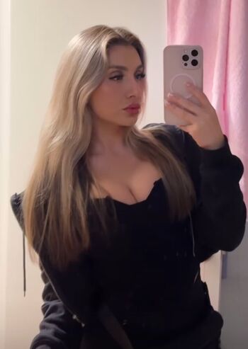 Full leaked Jesssanguiano private onlyfans photo