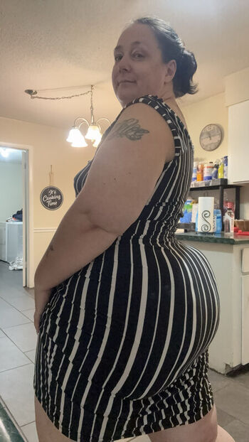 JuicymommaT