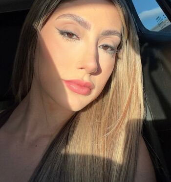 Julia Aleixo