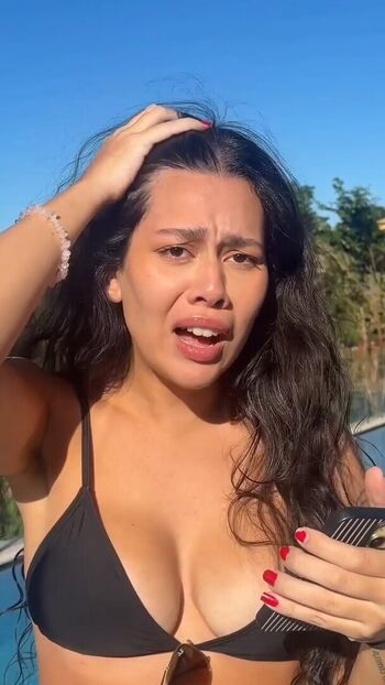 Julia_alvarengaa