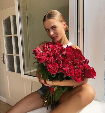 Julia Surys