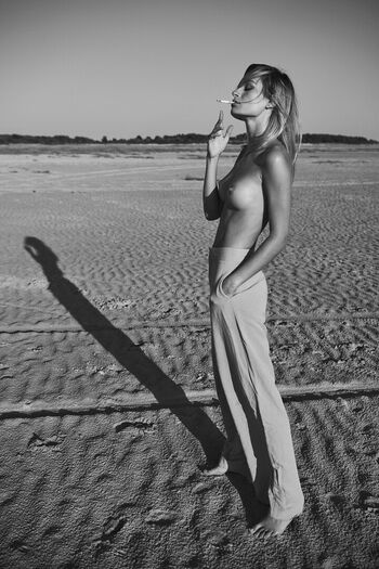 Justine Nicolas