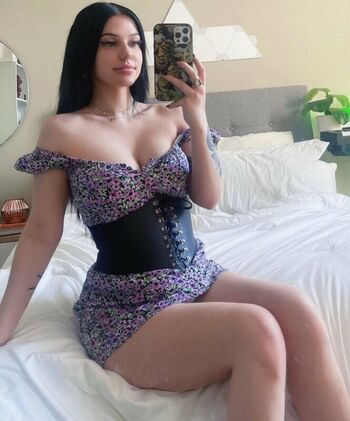Full leaked Kalei renay private onlyfans photo