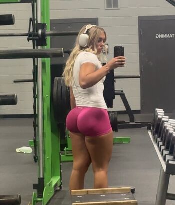 Kaleigh Kehrwecker