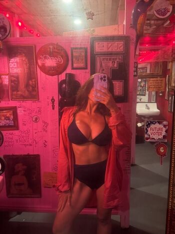 Full leaked Karolyn elaine private onlyfans photo