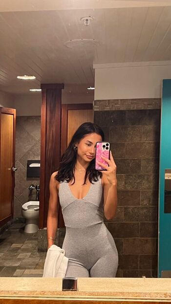 Kirra Santos