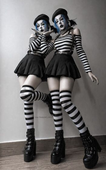 kisslickk_