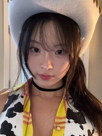 Full leaked Sexy chloe/ private onlyfans photo