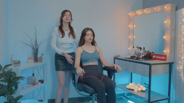 Lady Barbers Asmr