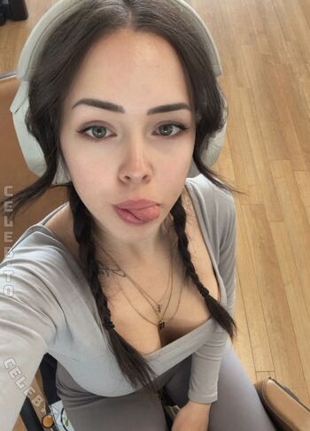 Lara.stxx