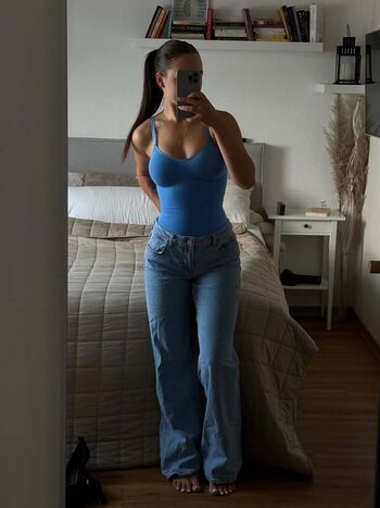 Lara.stxx