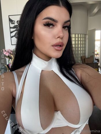 Lara Winter