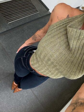 Lena Ajoy
