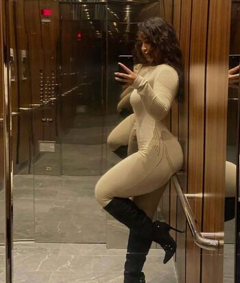 Full leaked Lightskin private onlyfans photo