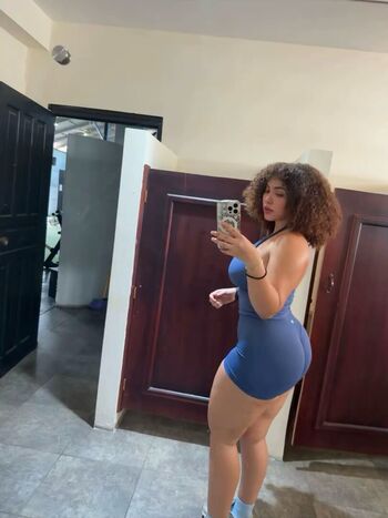 Full leaked Lightskin private onlyfans photo