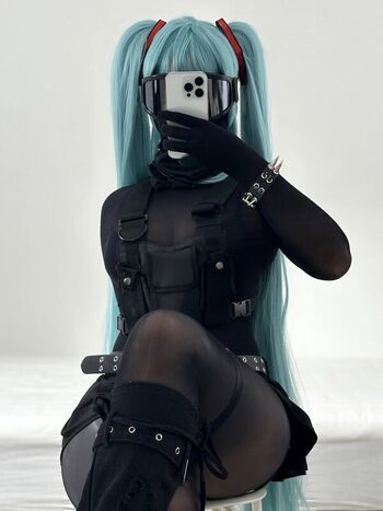 Lila Minx
